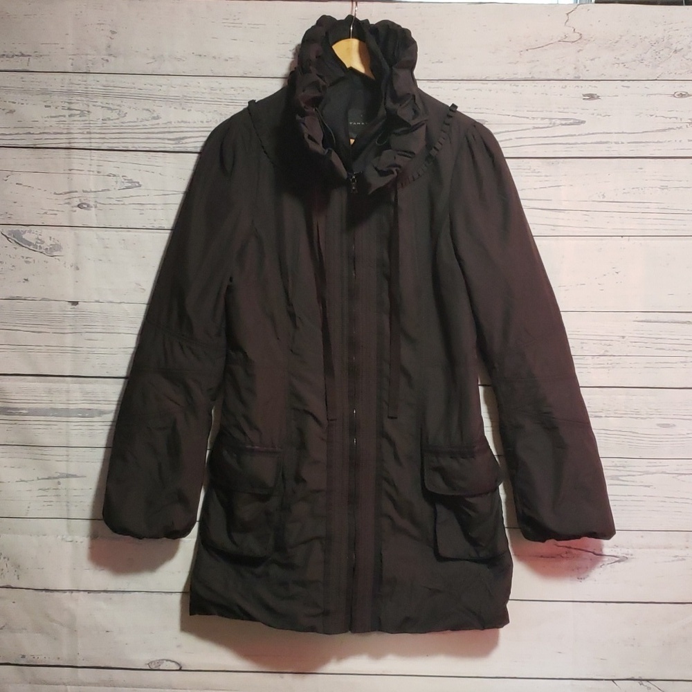 Elie Tahari light coat